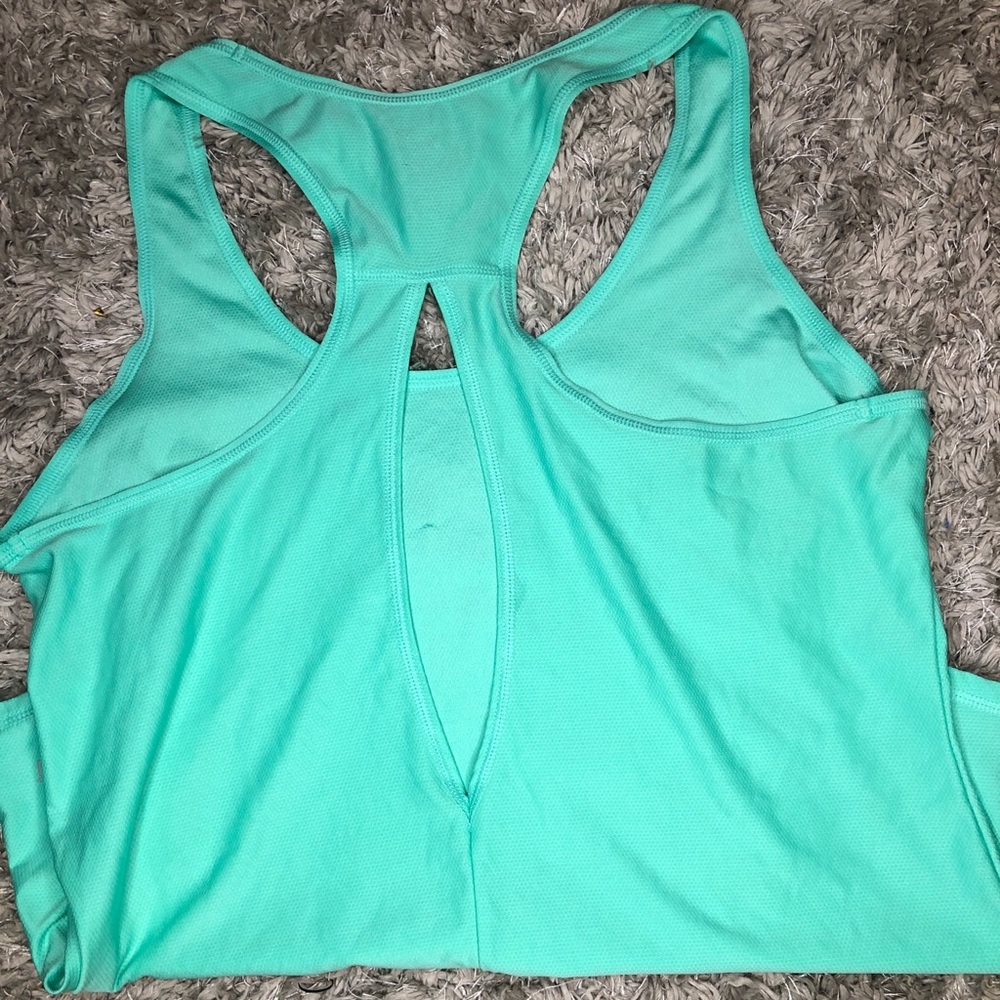Real workout tank